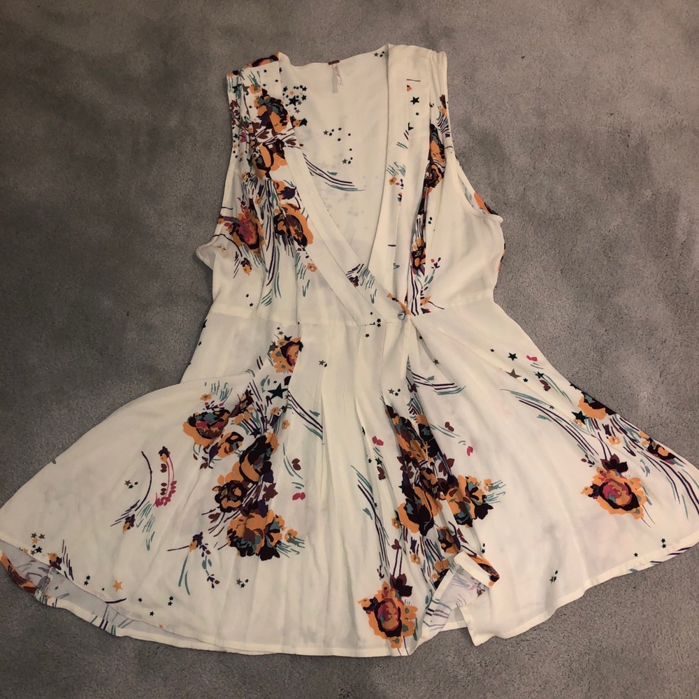 Free People flowy vest shirt